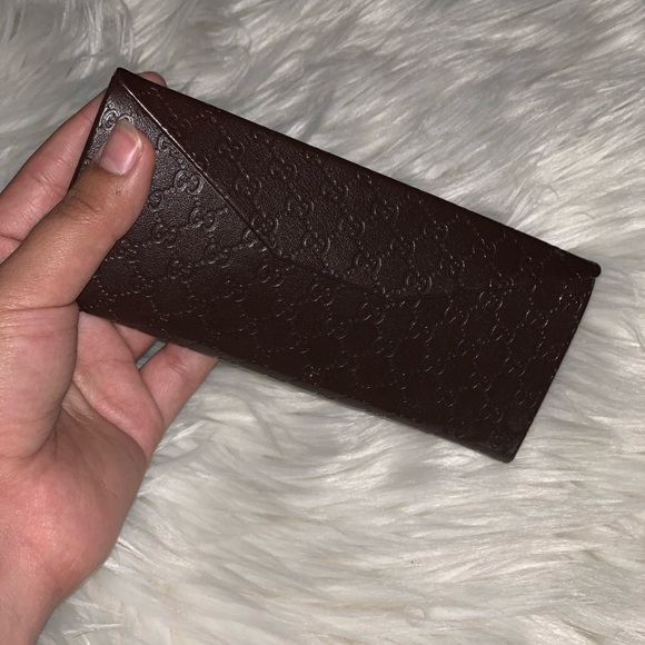 Authentic Gucci Case - Picture 5 of 7
